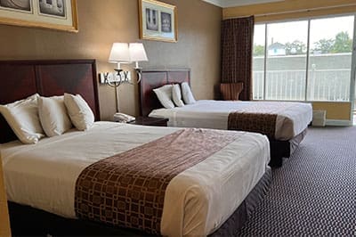 Ambassadors Inn Suites Photo